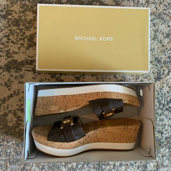 Shoes Michael Kors - Picture 1 of 6